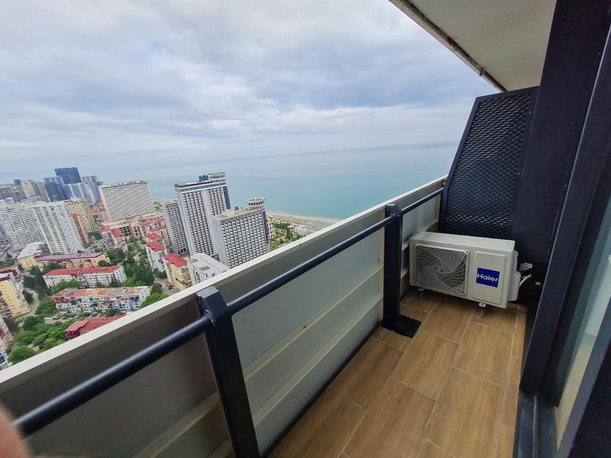 Hotel Orbi City Sea Horizon Batumi Exterior photo